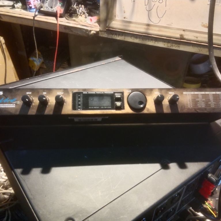 efek vocal alesis malaysia microverb4 original