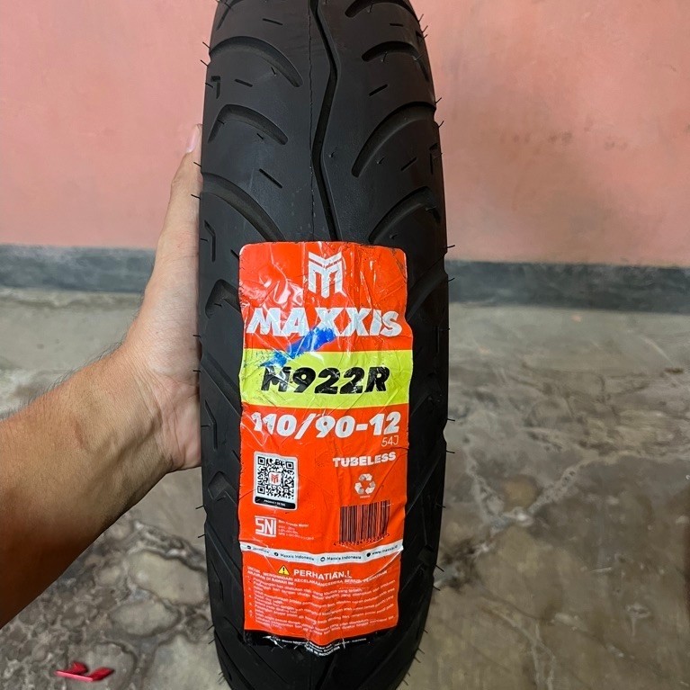 Ban Maxxis M922R 110/90-12
