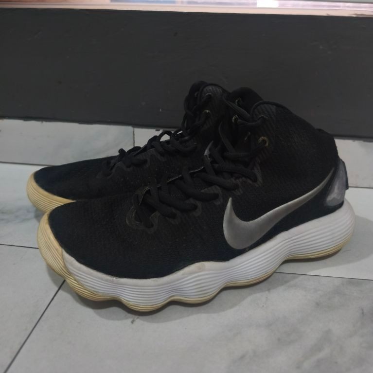 Preloved Nike sepatu basket