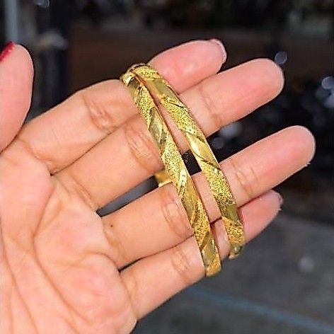 GELANG KERONCONG  UKIR BERBAHAN PERAK LAPIS EMAS  1 PCS  10 GRAM