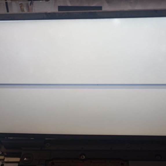 LCD Laptop 14 inch 40 pin tebal Rusak