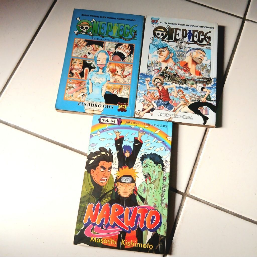 [BOOKED] Komik One Piece 23 37 dan Naruto 54