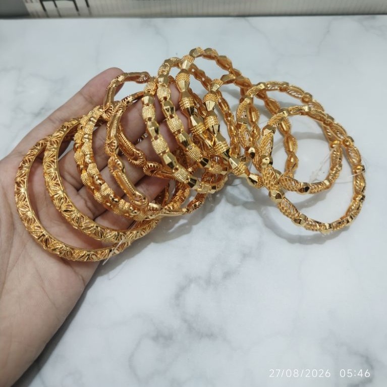 (ASLI DARI ARAB SAUDI) Emas titanium anti karat Model Rumbai dan Motif Geometris Aksesoris Fashion W