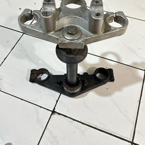 segitiga Yamaha Vixion Old Original