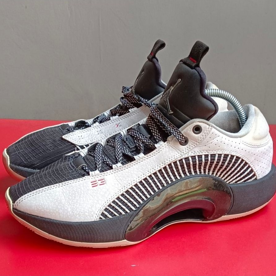jordan 35 low size 42,5