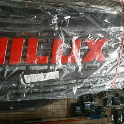 Grill Hilux 2010 Murah