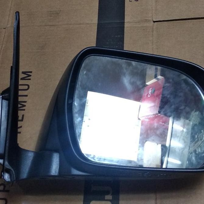 spion Fortuner TRD putih 2013 Original