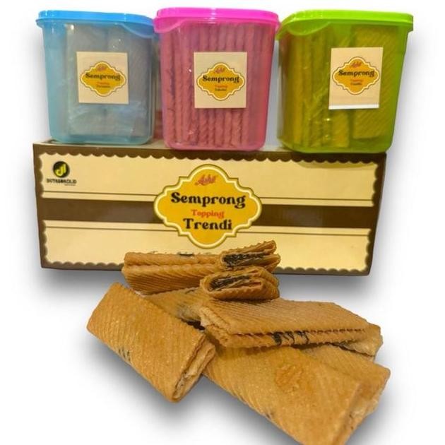 

1 Box Kue Semprong Dutasna.Id Topping Trendy Isi 3 Toples Mix 3 Rasa Coklat Vanila Dan Tiramisu