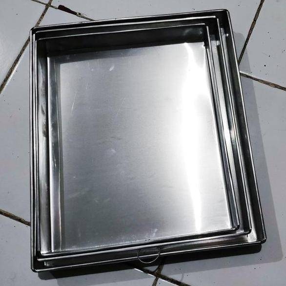 

Loyang Bolu Gulung Set Loyang Kue Kering Loyang Kotak Set 3Pcs