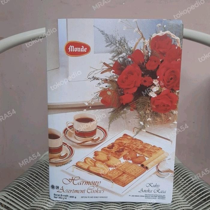 

STID MONDE HARMONY ANEKA RASA 850G | kue kaleng | bikuit kaleng lebaran