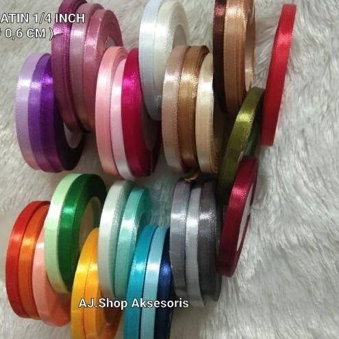 

PITA SATIN 1/4 INCH / PITA SATEN 0,6 CM ISI PER ROLL