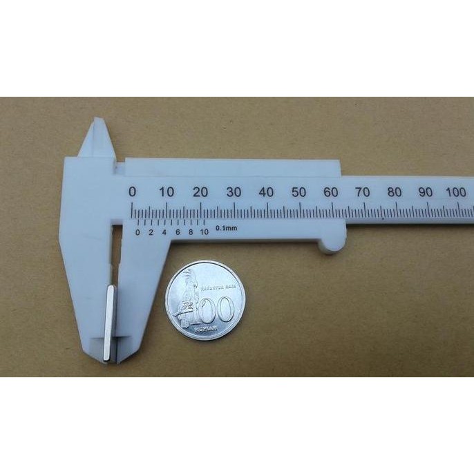 Magnet Neodymium Kotak 20X10X2 Mm