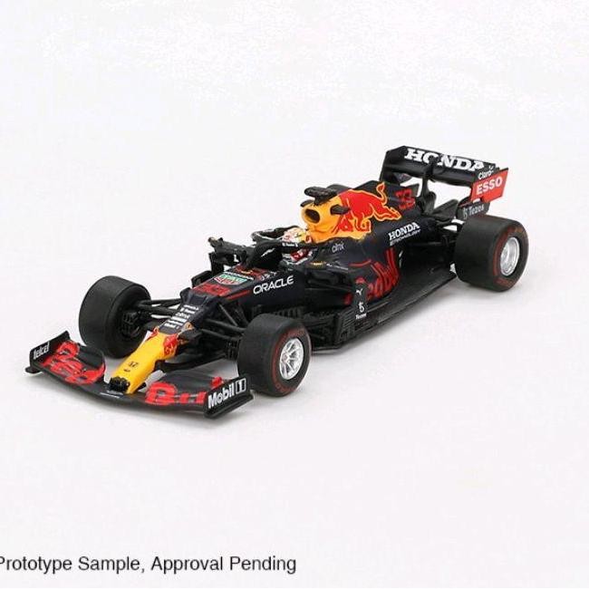 MINI GT 835 Red Bull RB16B #33 Max Verstappen 2021 Abu Dhabi Grand Prix Winner