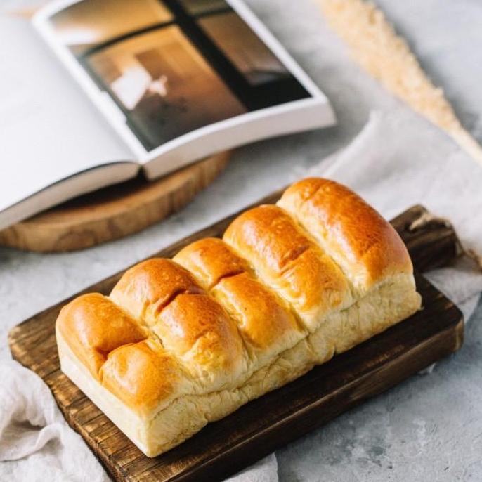 

ROTI SOBEK SMOKE BEEF AND CHEESE