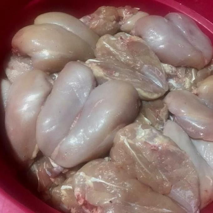 

fillet dada ayam bersih tulang dan lemak