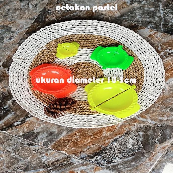 1 Paket Cetakan Pastel Pangsit Dumpling Alat Bulat Dimsum Dumpling Mold Plastik Kitchenware Cireng C