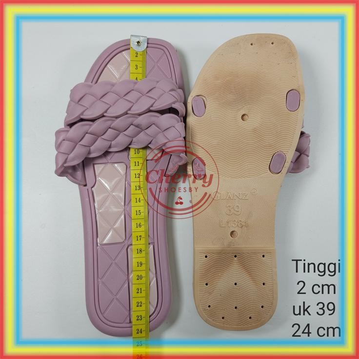 Viral L1381-52 Sandal Slop Kerut Kepang Dua Wanita Glanz Sendal Selop Cewek Karet Kotak Catur Glanzt