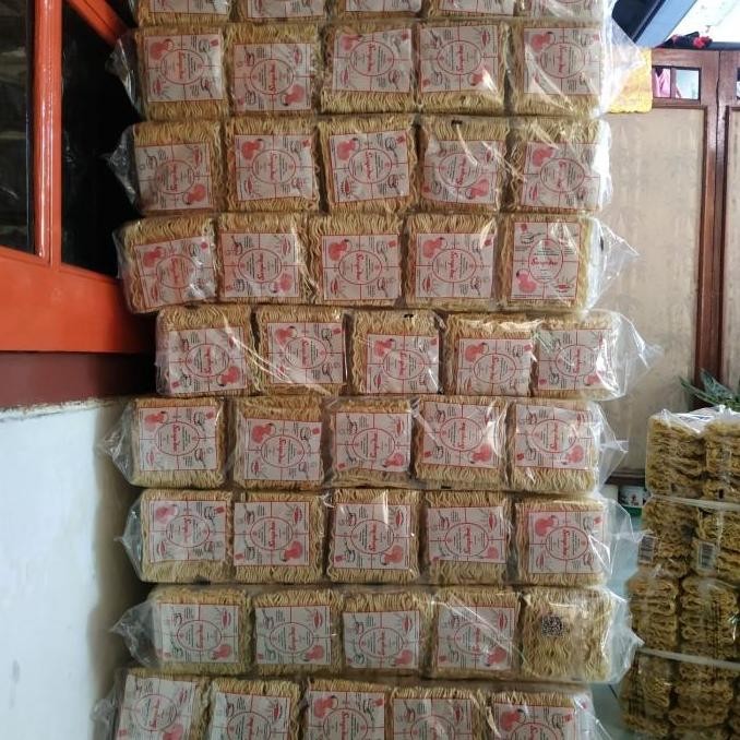 

Surya mie isi 50 cap burung dara