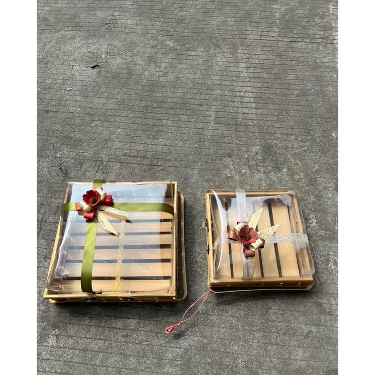 

Box Hantaran Keranjang Hantaran Hampers Plus Mika