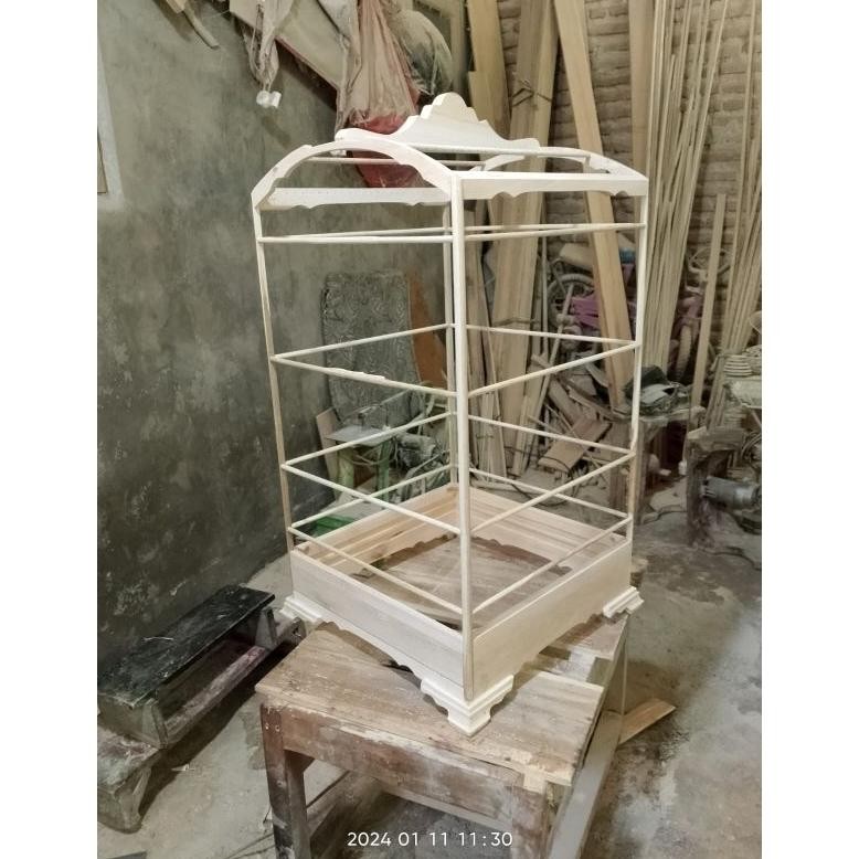 Sangkar kosan ceper ambrukan