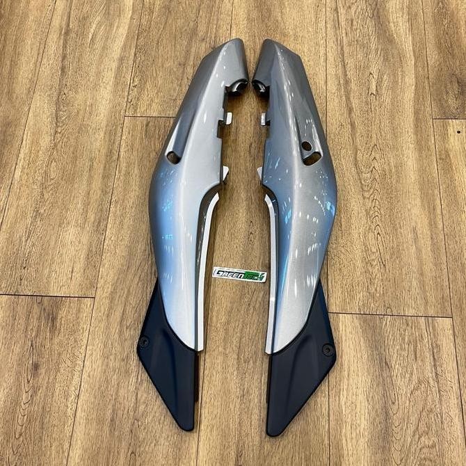 BODY BELAKANG KAWASAKI NINJA RR OLD SILVER Original