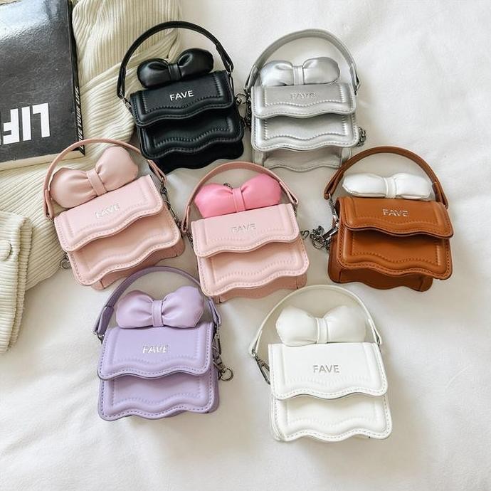 Tas Selempang Mini Wanita Tas Anak Perempuan Cantik Dan Elegan Uk10X8X5Cm Original