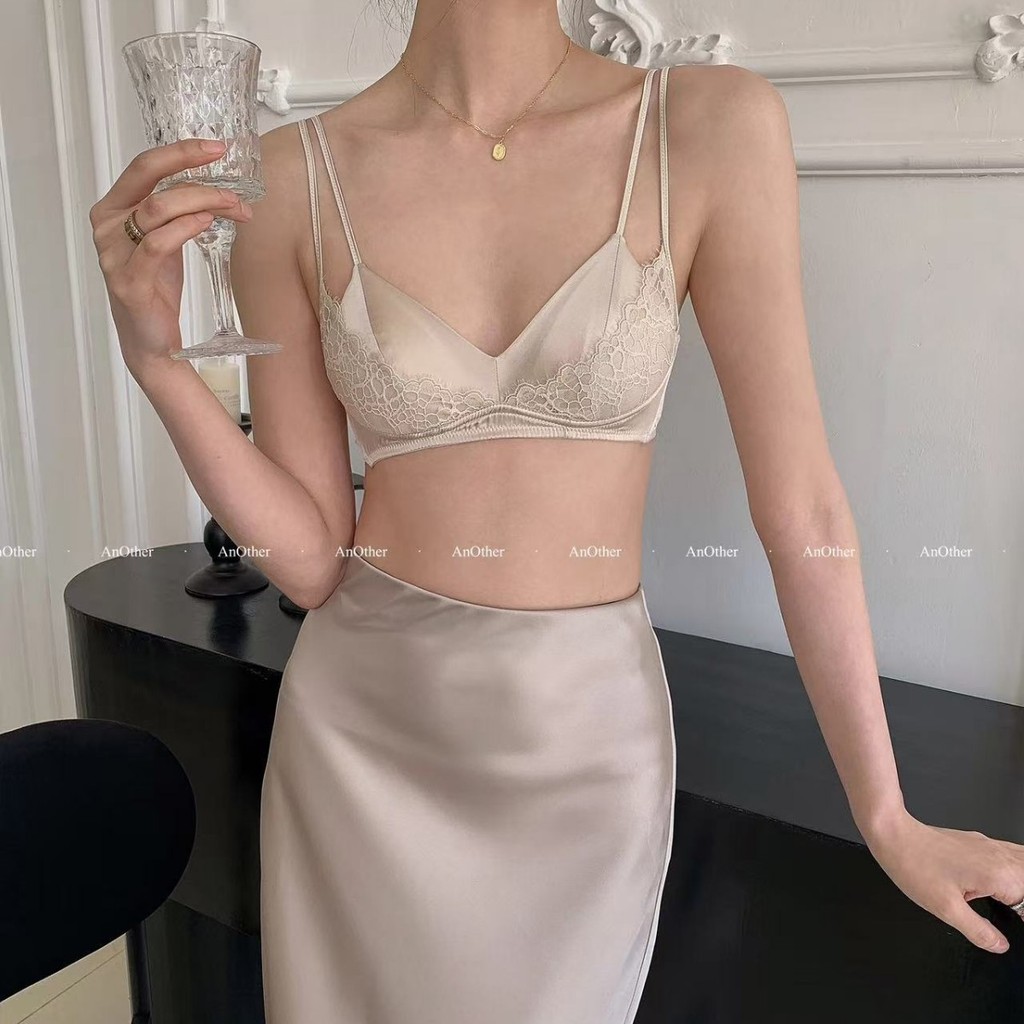 Bra Push-Up Satin Renda Nirkabel Segitiga untuk Wanita dengan Dada Besar untuk Terlihat Lebih Kecil