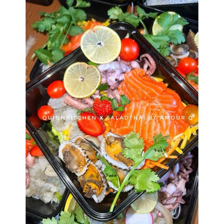 Salad Thailand komplit (Salmon gurita udang kerang) Quinn kitchen