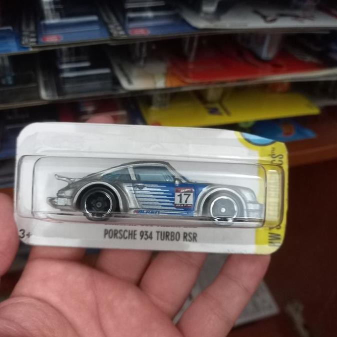 Hot Wheels Porsche 934 Turbo RSR Falken Silver