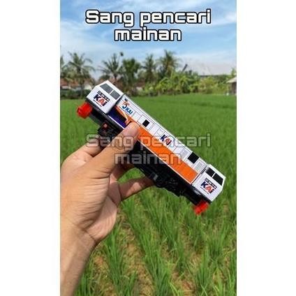 Miniatur Kereta Api Lokomotif cc206 Mesin bisa jalan Mainan kereta Api