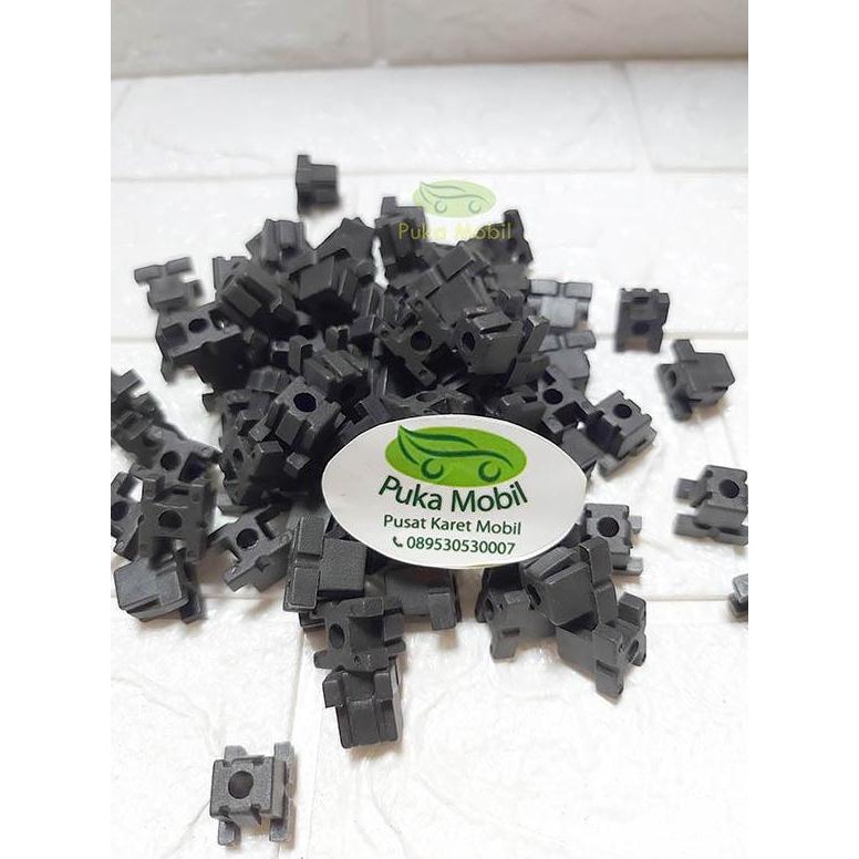 +%+%+%] Kancing Klip Grill Lampu Mobil Taft GT F70 Feroza F61