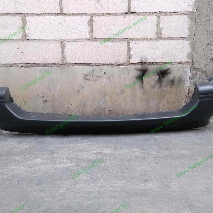 Bumper belakang kijang krista