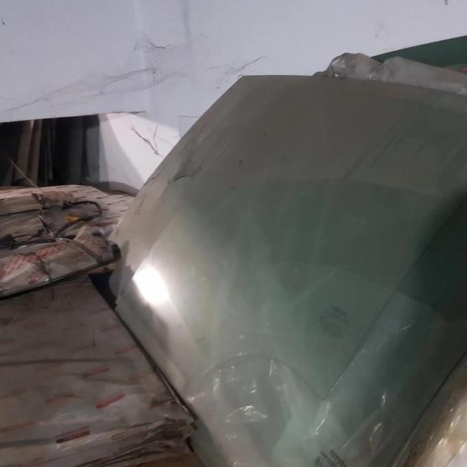 kaca pintu bagasi ori new hi-grade 95-00/ panther kotak90-00