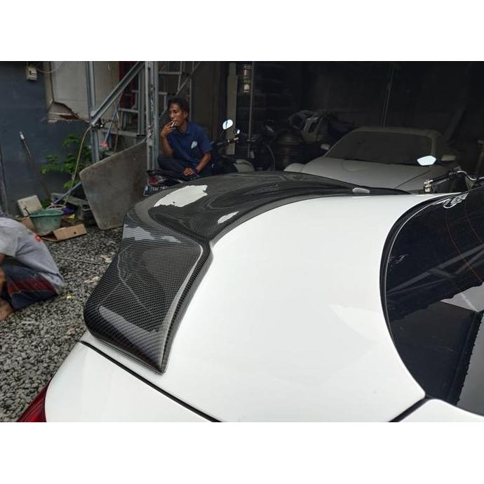 Ducktail Renntech Mercy W 205 Finish Carbon