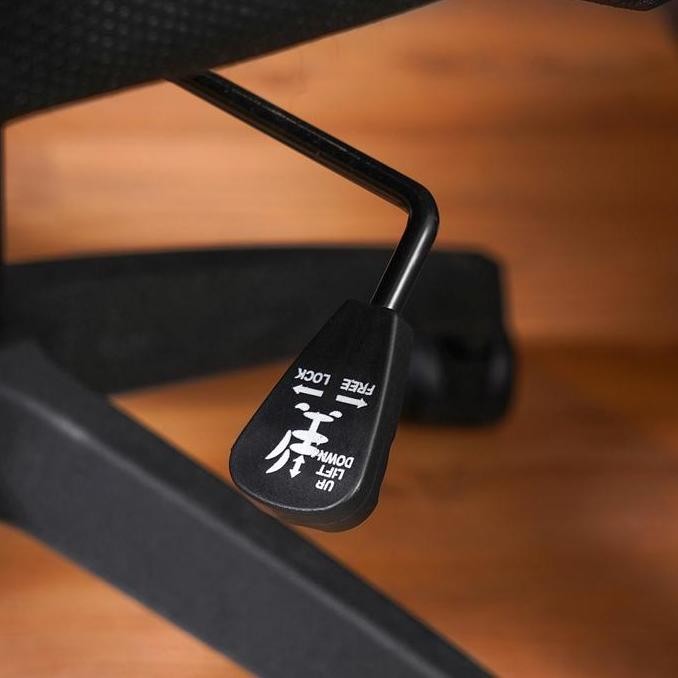 INFORMA LIVERPOOL KURSI KANTOR SANDARAN TINGGI - HITAM