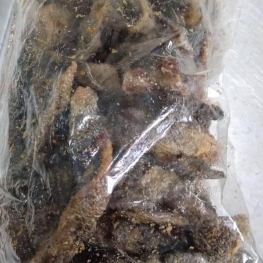 Kulit Salmon Mentah Kering Cracker Kerupuk