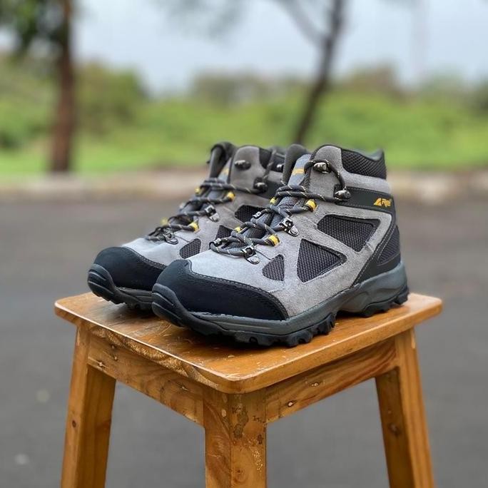 Sepatu Gunung Rei Sepatu Outdoor Original Sepatu Gunung Outdoor