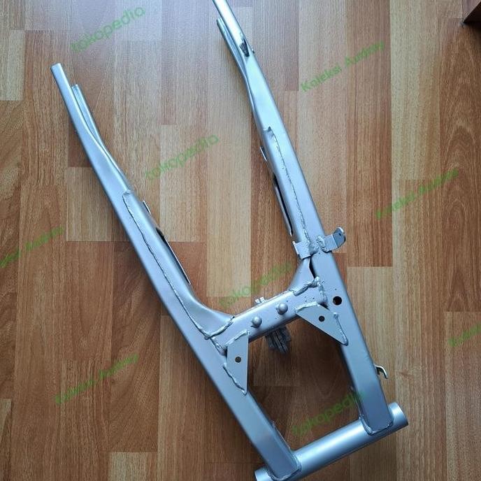 SWING ARM VIXION OLD 3C1 LENGAN AYUN GARPU SASIS BELAKANG VIXION LAMA ORIGINAL DAN TERPERCAYA