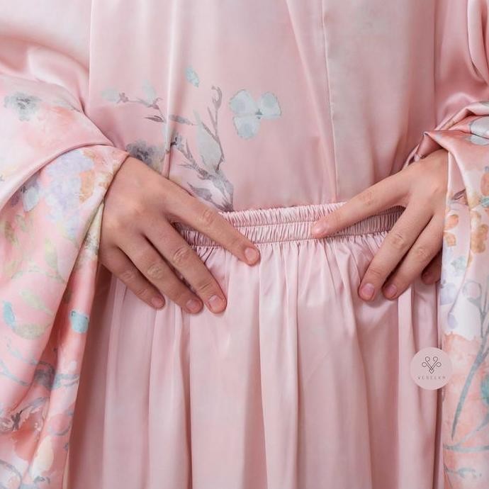 BEST SELLER VESELKA MUKENA DEWASA HAWWA SIGNATURE PRAYERSET JUMBO SIZE WITH SAJADAH TRAVELING BUNGA 