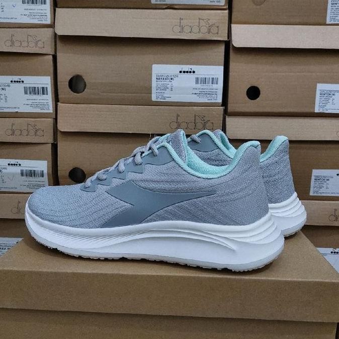 Sepatu Diadora Medwine Original Wanita - Grey