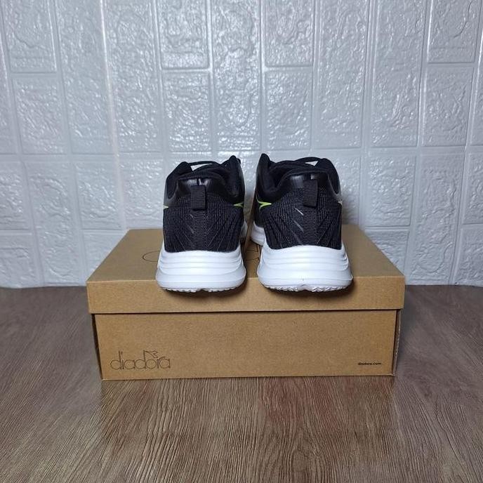 Sepatu Running Diadora Michael Black Original