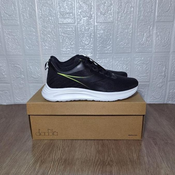 Sepatu Running Diadora Michael Black Original