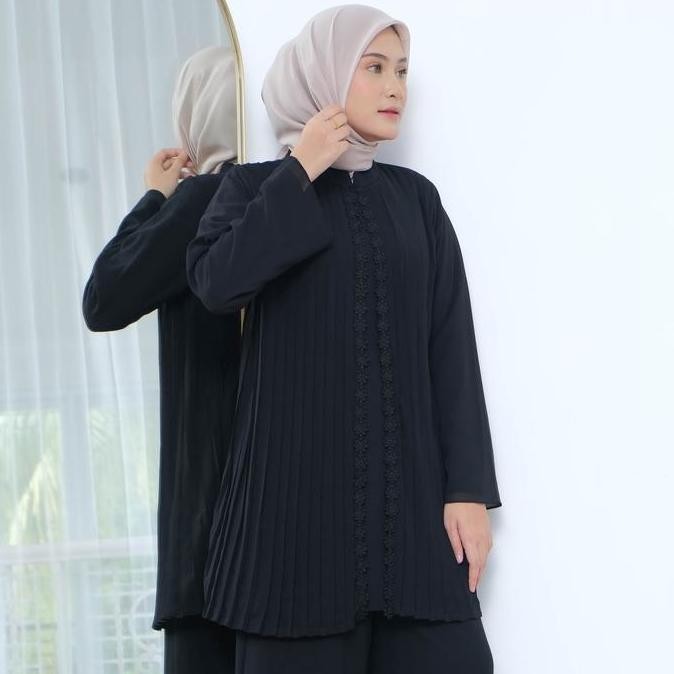 Blus Janna Plisket Lengan Panjang Blus Chiffon Hitam Putih Premium Blus Muslim Formal Basic