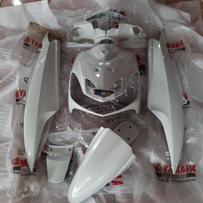 cover body full halus mio smile putih 2008 2010 original YGP