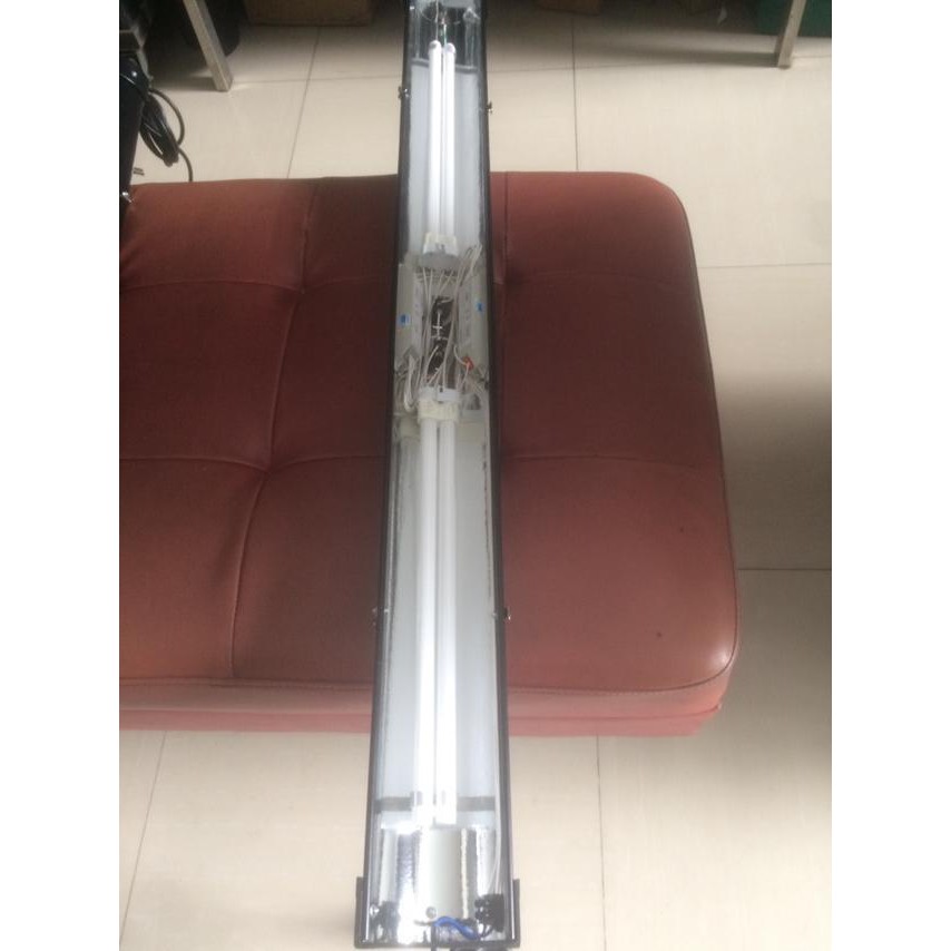 Lampu taning arwana size 120cm. 2 bola lampu PLL philips @36w.