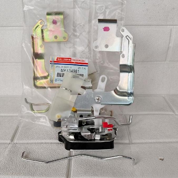 Door lock pengunci pintu canter ps125