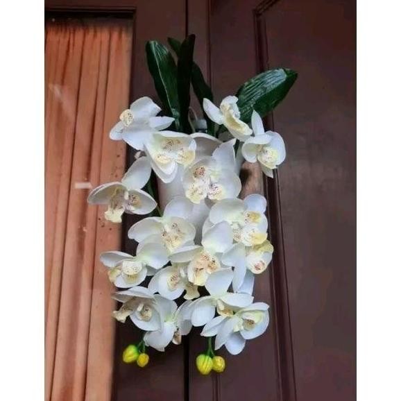 DI13 >> Nileshop Bunga Anggrek Bulan Gantung Hiasan Dinding dengan Vas Pot Artificial Berwarna Ungu 