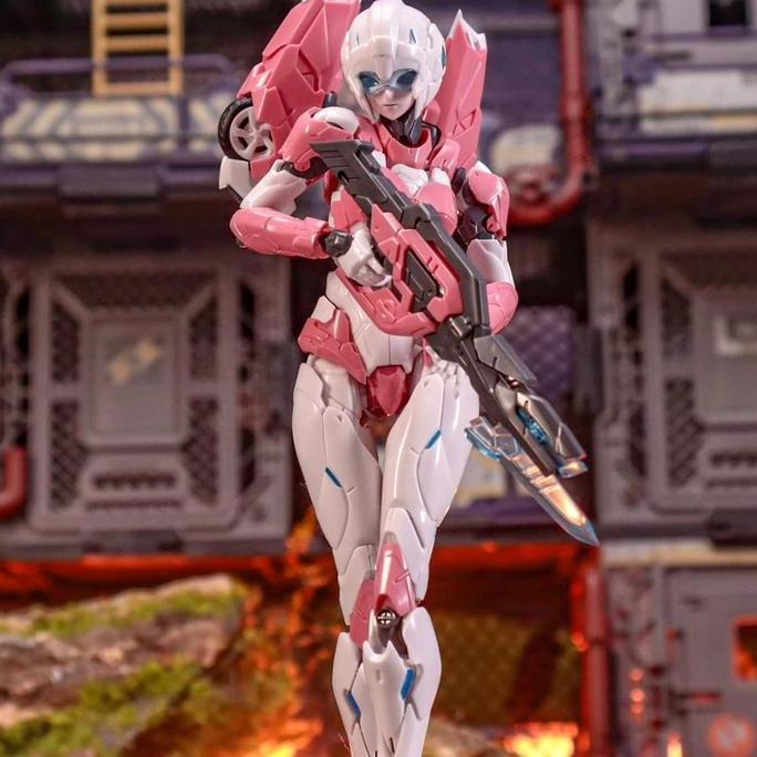 Promo Flame Toys Furai Model Arcee Transformers Plamo Diskon