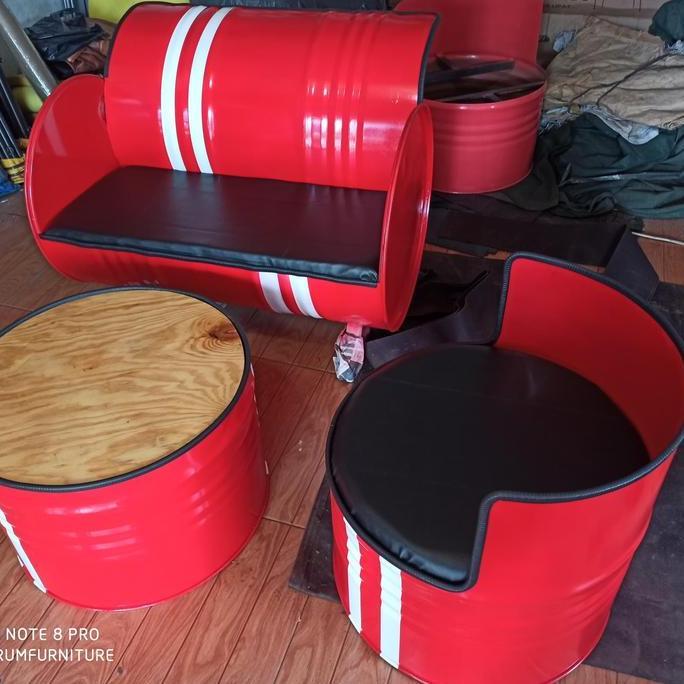 satu set bangku dan meja drum industrial