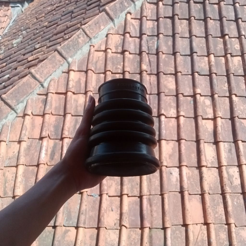 selang Udara Hawa Filter Udara Hino Dutro Dyna Saurus